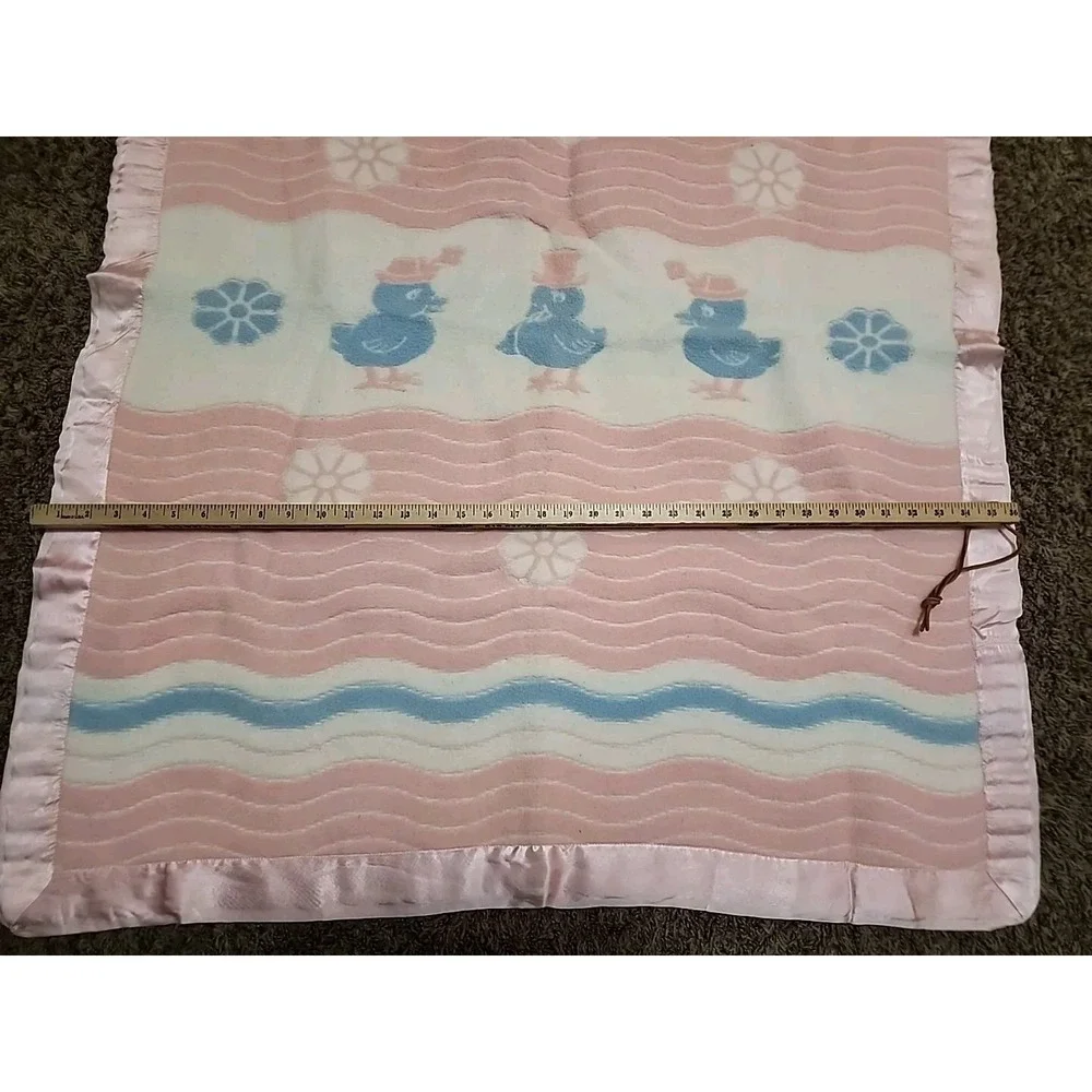 Vintage 1950's Esmond blue PINK Satin Trim BABY‎ Blanket chickens chicks Ducks